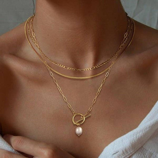 Pearl Pendant Layered Necklace