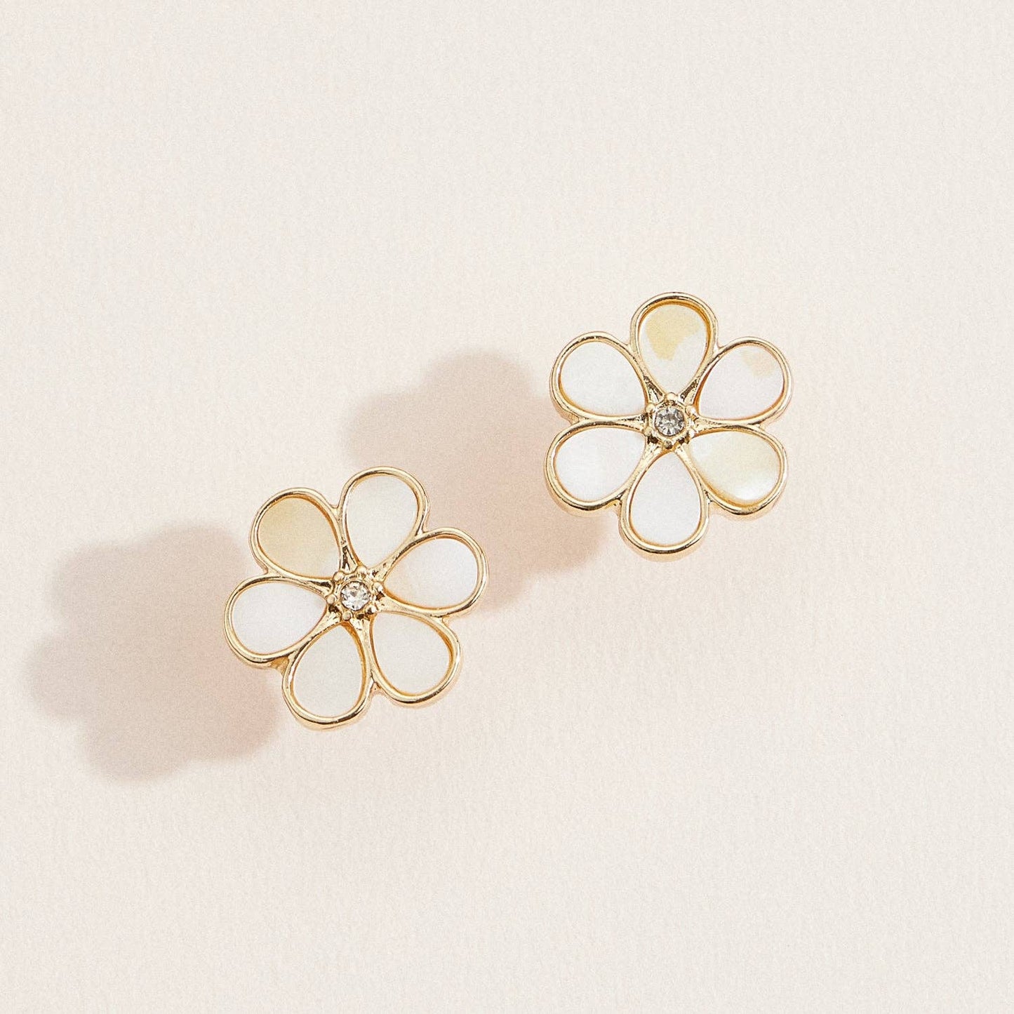 Mother of Pearl Daisy Earrings